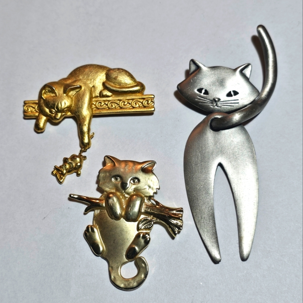 3 Piece Vintage Kitty Cat Lovers Pins Brooches Lot